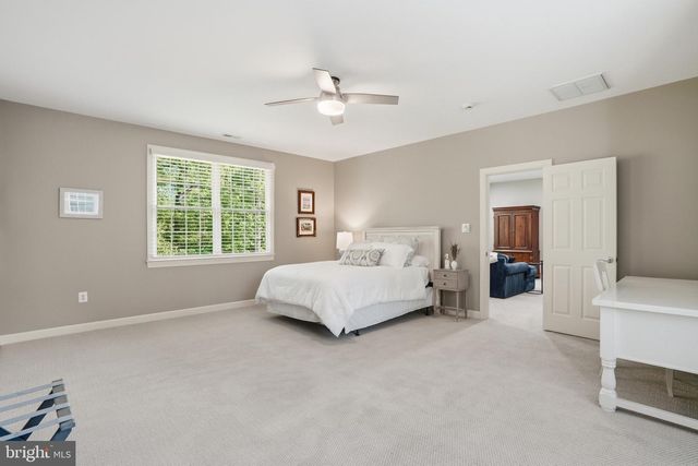 1133 SPRINGVALE RD, Great Falls, VA 22066