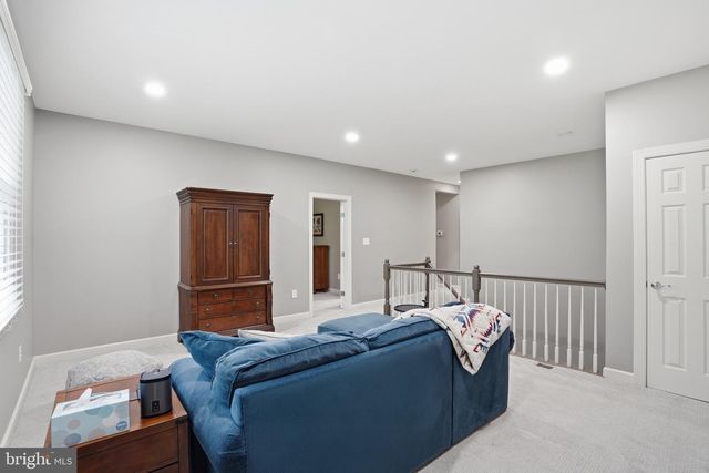 1133 SPRINGVALE RD, Great Falls, VA 22066