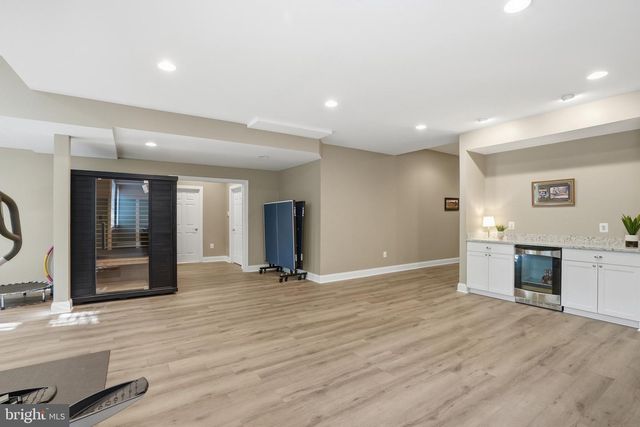 1133 SPRINGVALE RD, Great Falls, VA 22066