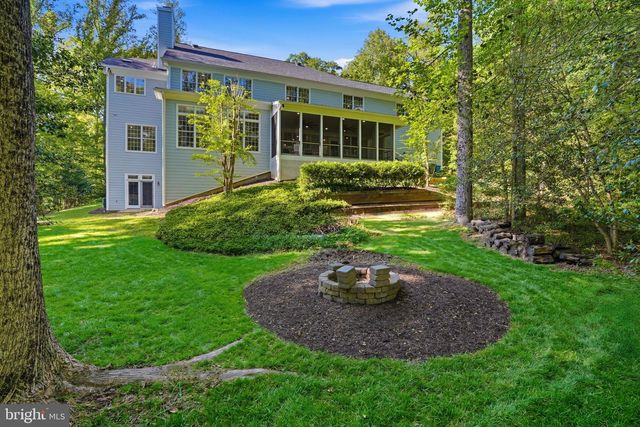 1133 SPRINGVALE RD, Great Falls, VA 22066