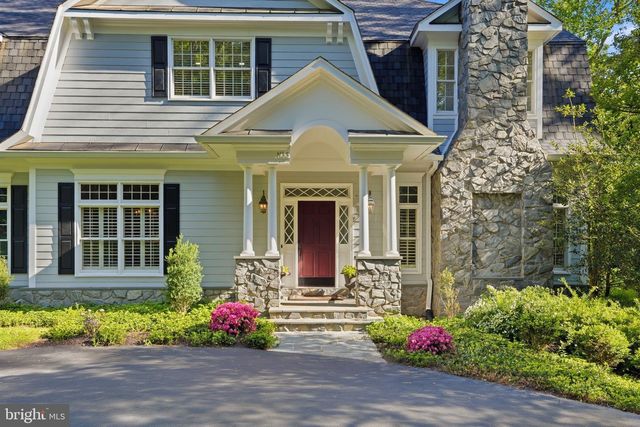 1133 SPRINGVALE RD, Great Falls, VA 22066