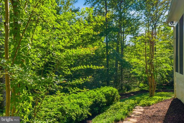 1133 SPRINGVALE RD, Great Falls, VA 22066