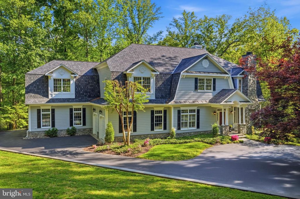 1133 SPRINGVALE RD, Great Falls, VA 22066