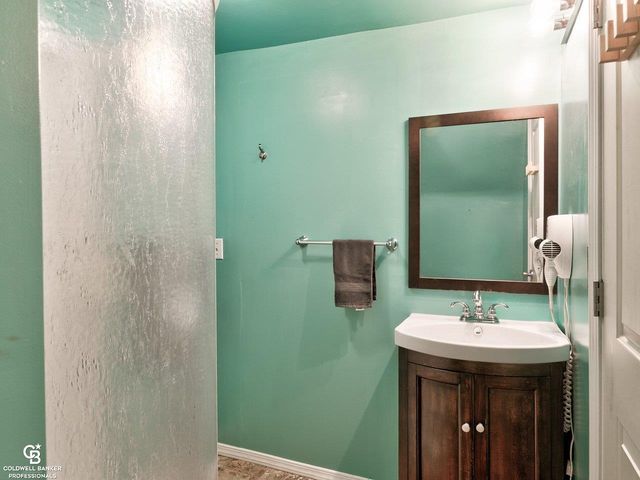 3288 Lakeshore Road, Lexington, MI 48450