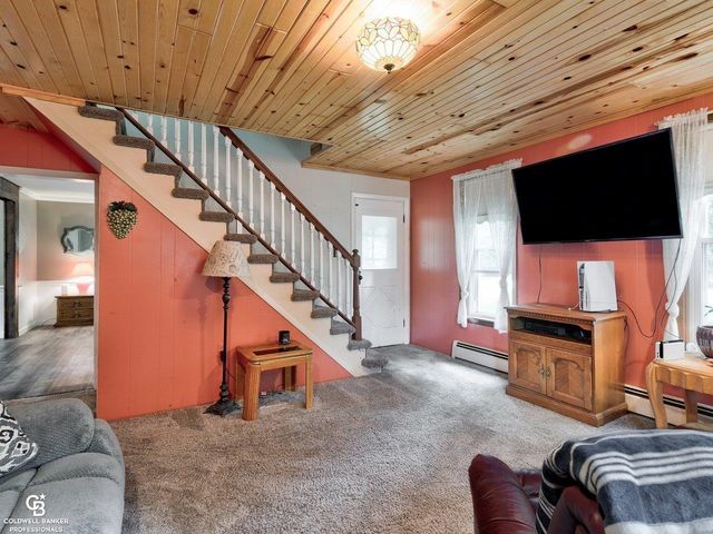 3288 Lakeshore Road, Lexington, MI 48450