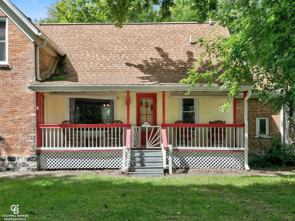 3288 Lakeshore Road, Lexington, MI 48450