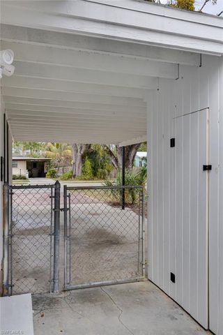 1542 Coconut DR, Fort Myers, FL 33901