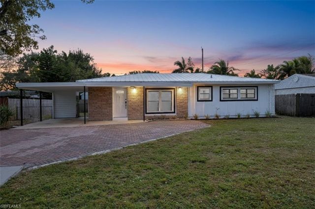 1542 Coconut DR, Fort Myers, FL 33901