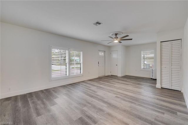 1542 Coconut DR, Fort Myers, FL 33901