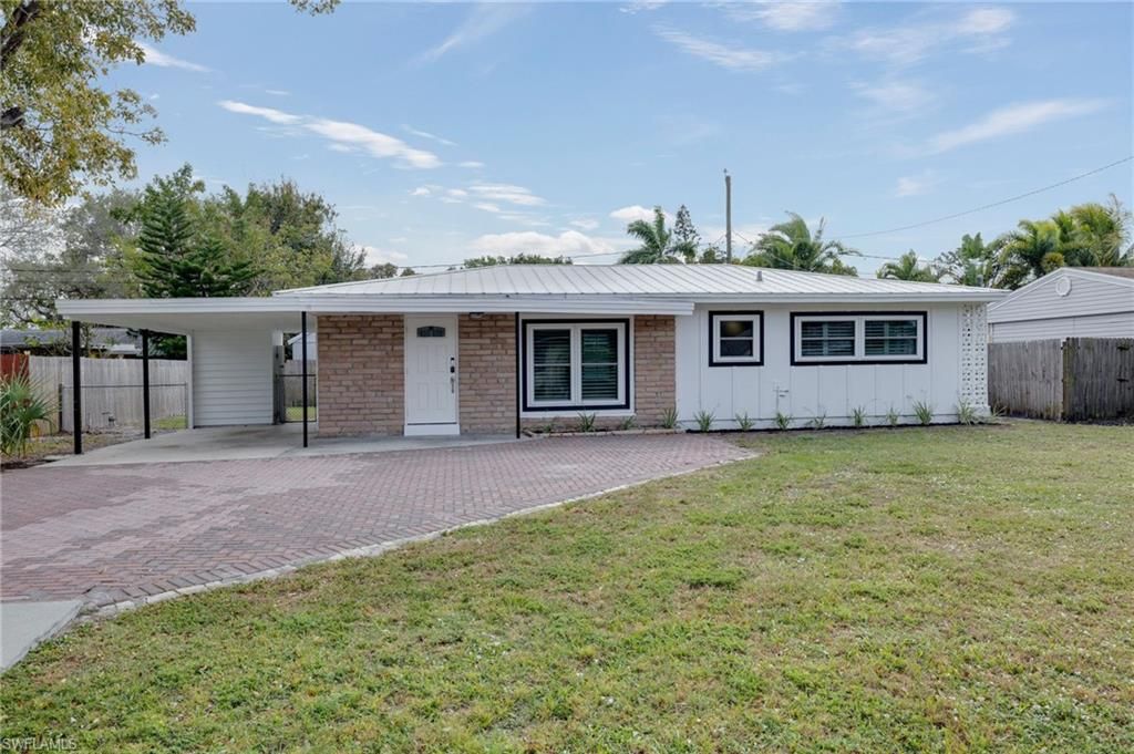 1542 Coconut DR, Fort Myers, FL 33901