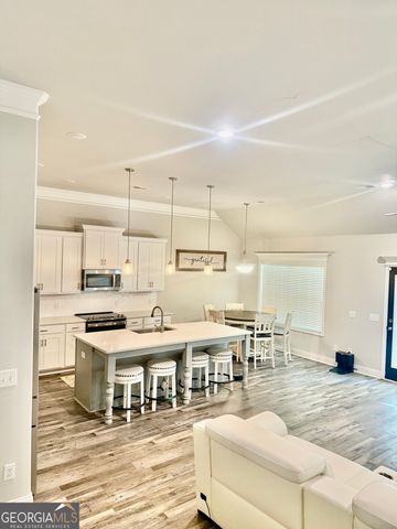 248 Oakley Court, Bonaire, GA 31005