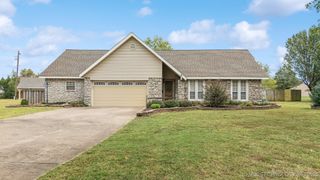 12927 E 101st Street N, Owasso, OK 74055