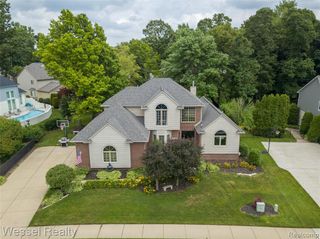 49112 White Mill Drive, Utica, MI 48317