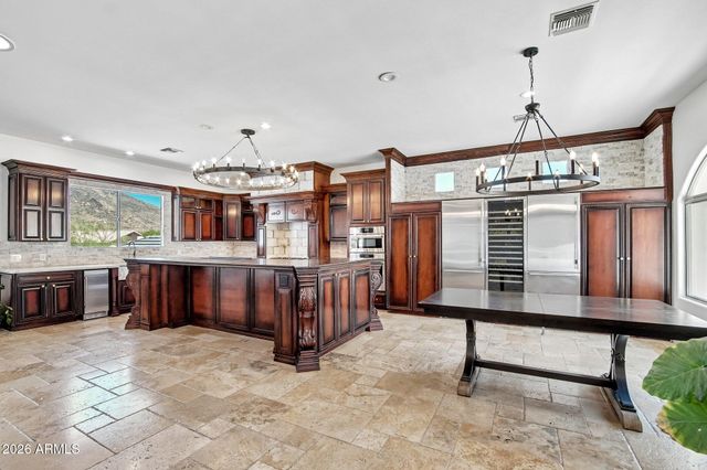 6132 W ALAMEDA Road, Glendale, AZ 85310