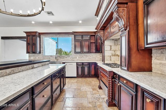 6132 W ALAMEDA Road, Glendale, AZ 85310