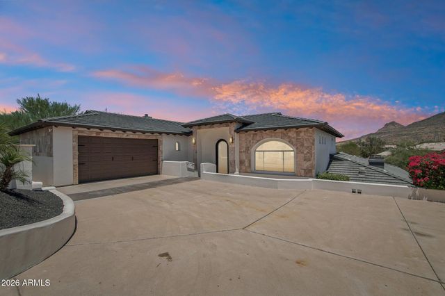 6132 W ALAMEDA Road, Glendale, AZ 85310