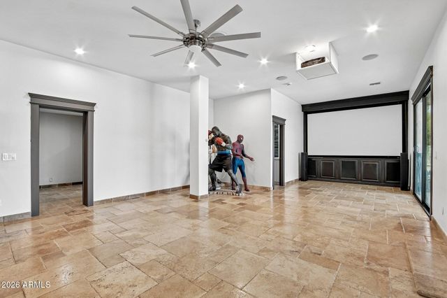 6132 W ALAMEDA Road, Glendale, AZ 85310