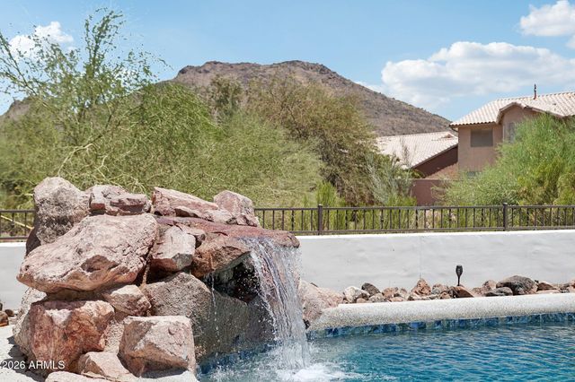 6132 W ALAMEDA Road, Glendale, AZ 85310