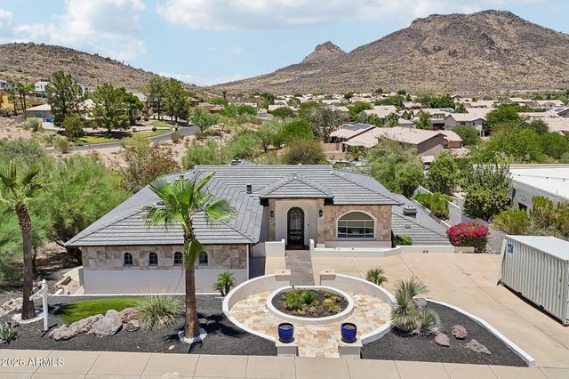 6132 W ALAMEDA Road, Glendale, AZ 85310