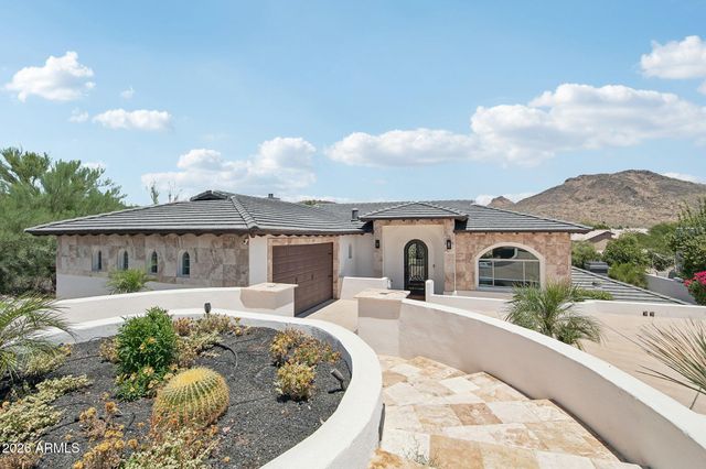 6132 W ALAMEDA Road, Glendale, AZ 85310