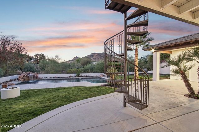 6132 W ALAMEDA Road, Glendale, AZ 85310
