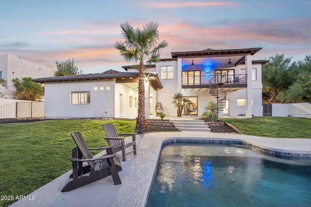 6132 W ALAMEDA Road, Glendale, AZ 85310