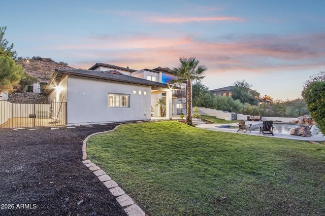 6132 W ALAMEDA Road, Glendale, AZ 85310
