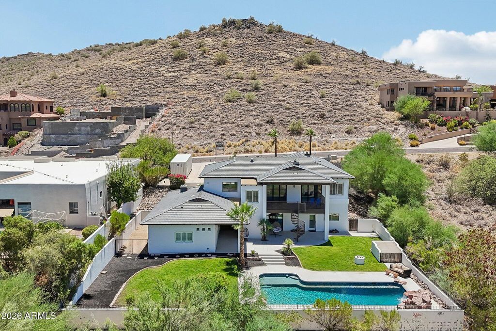 6132 W ALAMEDA Road, Glendale, AZ 85310