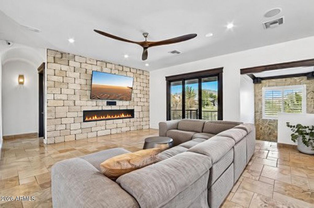 6132 W ALAMEDA Road, Glendale, AZ 85310 — photo 4