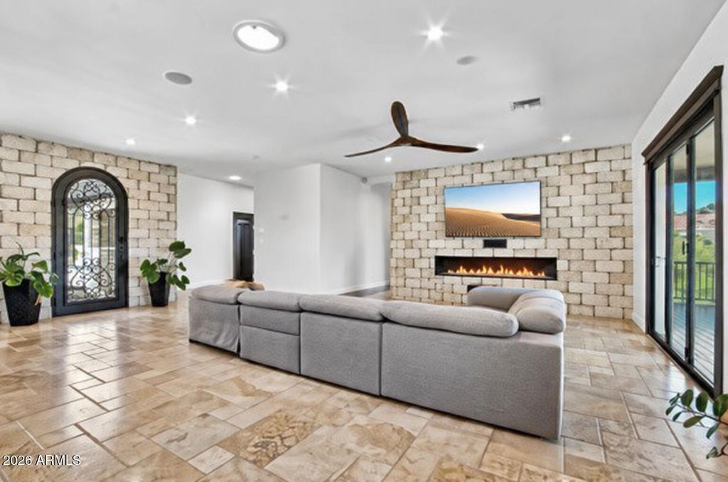 6132 W ALAMEDA Road, Glendale, AZ 85310 — photo 5