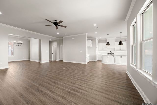 129 Sternfels Court, Thibodaux, LA 70301