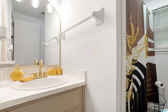 3901 DEBBY DRIVE, Adamsville, AL 35005