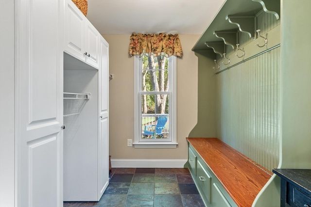 19 Dalton Road, Chelmsford, MA 01824