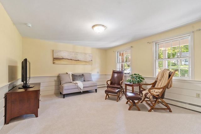 19 Dalton Road, Chelmsford, MA 01824