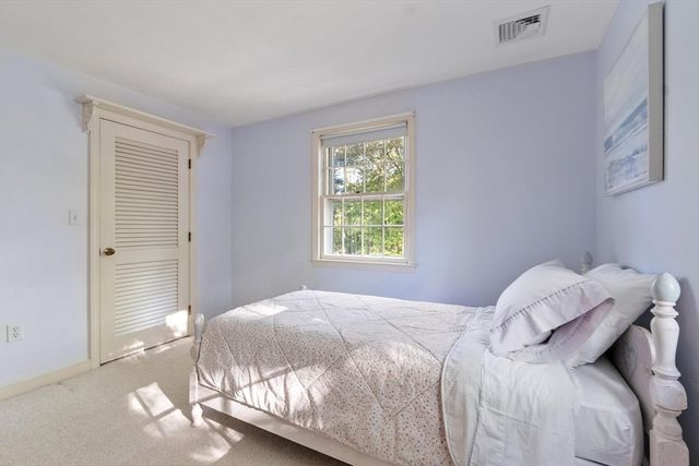 19 Dalton Road, Chelmsford, MA 01824