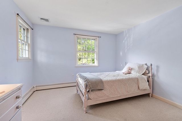 19 Dalton Road, Chelmsford, MA 01824