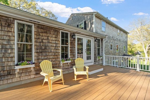 19 Dalton Road, Chelmsford, MA 01824