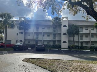 8100 Sunrise Lakes Boulevard 307, Sunrise, FL 33322