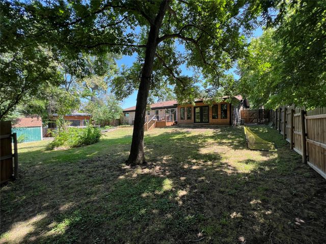 1200 Somerset Ave, Austin, TX 78753