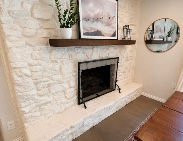 1200 Somerset Ave, Austin, TX 78753