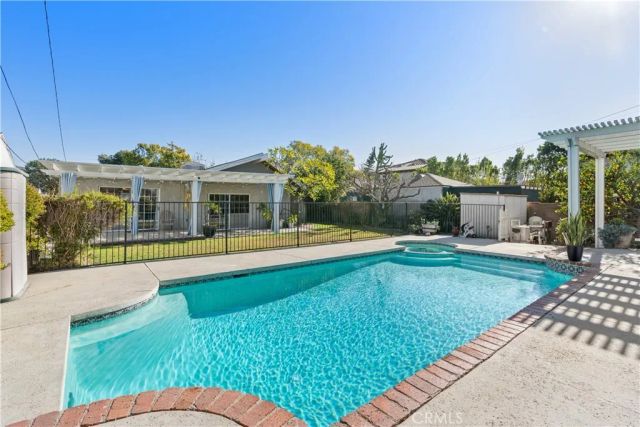 351 S Parish, Burbank, CA 91506