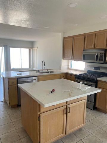 10754 Glendover Ln, San Diego, CA 92126