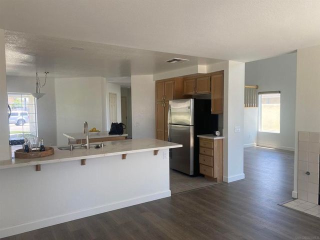 10754 Glendover Ln, San Diego, CA 92126