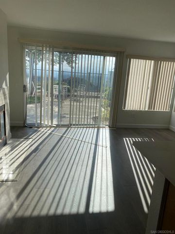 10754 Glendover Ln, San Diego, CA 92126