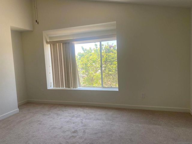 10754 Glendover Ln, San Diego, CA 92126