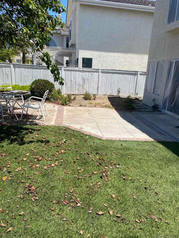 10754 Glendover Ln, San Diego, CA 92126