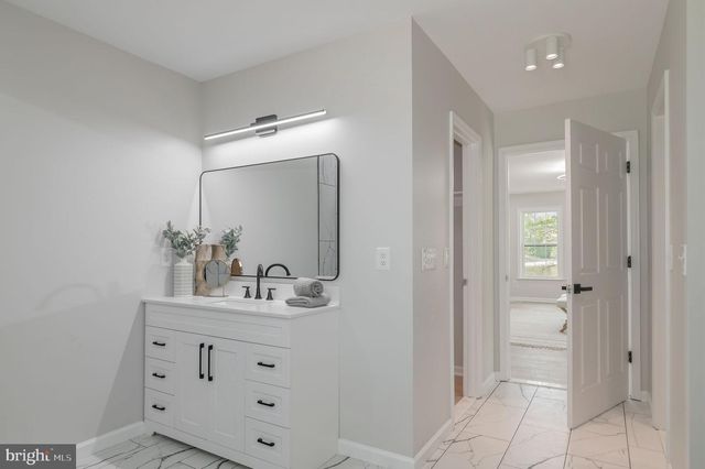 7905 E E ROBERT E LEE CT, Spotsylvania, VA 22551