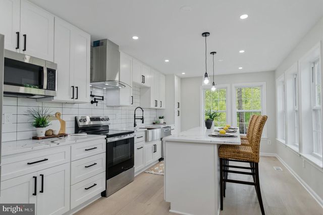 7905 E E ROBERT E LEE CT, Spotsylvania, VA 22551