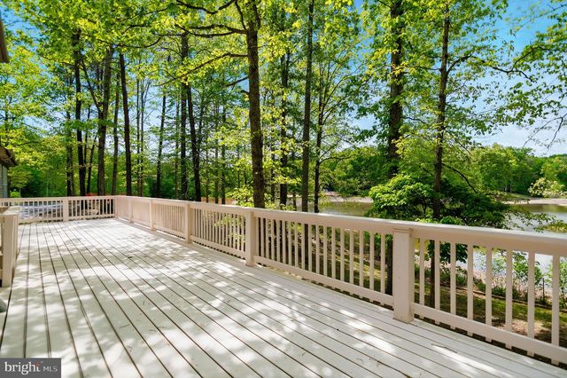 7905 E E ROBERT E LEE CT, Spotsylvania, VA 22551