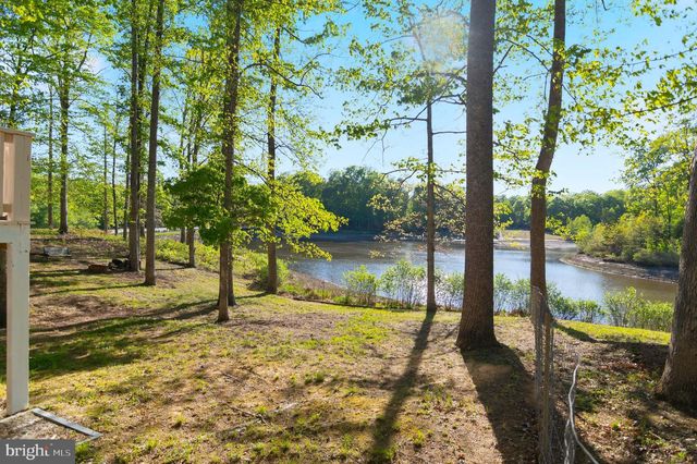 7905 E E ROBERT E LEE CT, Spotsylvania, VA 22551